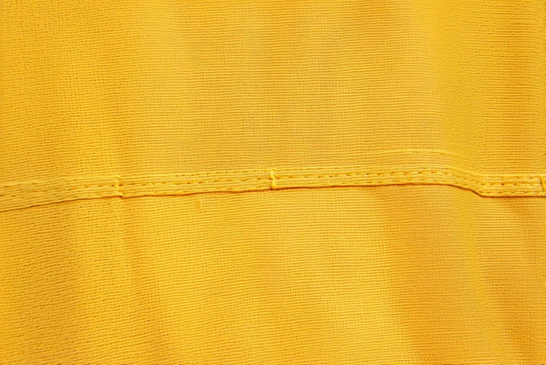 Cadmium dans les vêtements : quels tissus et teintures éviter ?