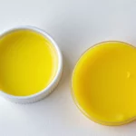 Emballages réutilisables : cire d’abeille vs silicone
