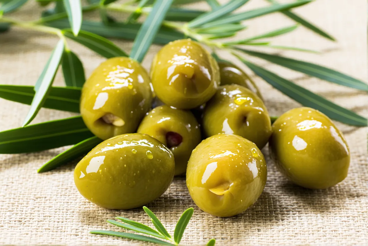 Engrais naturel pour olivier : recettes et conseils