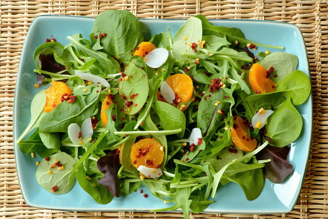 Recettes bio simples : une salades complètes de saison