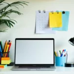 Réduire le plastique au bureau : solutions toutes simples